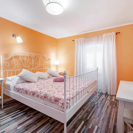 Vera * 杜布罗夫尼克