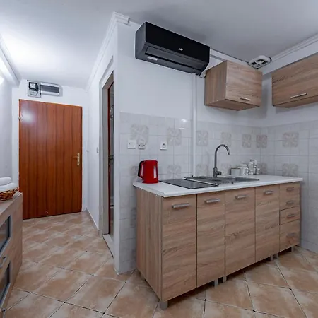 Vera Апартаменты *