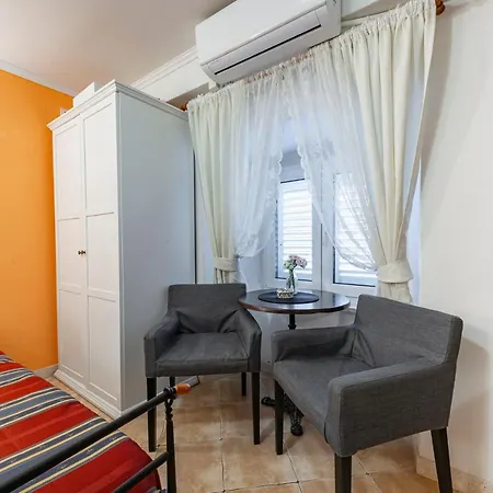 Apartment Vera *